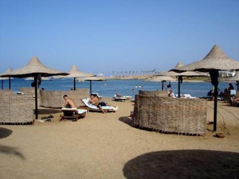 Royal Brayka Beach Resort Abu Dabab Exterior foto